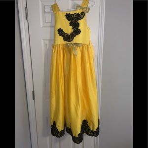 Girls dress
